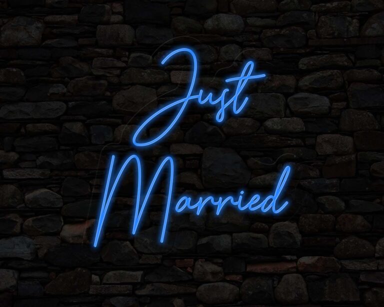 Just Married Neon Sign